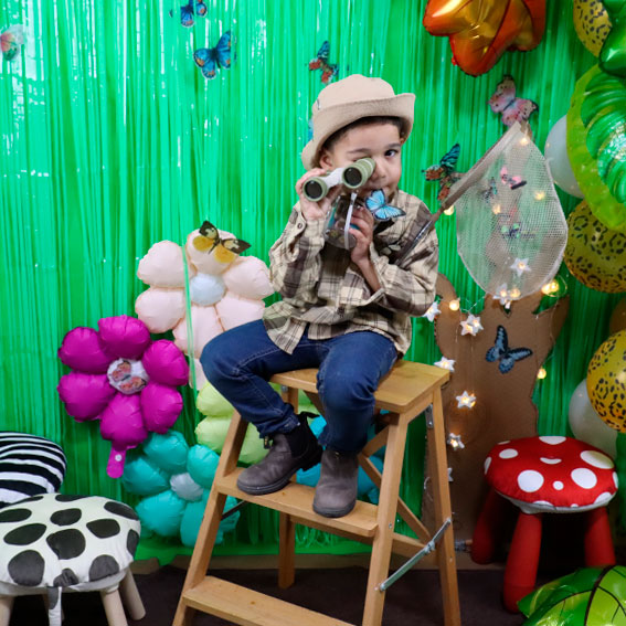 צילומי סטודיו פורים | לוכד פרפרים 